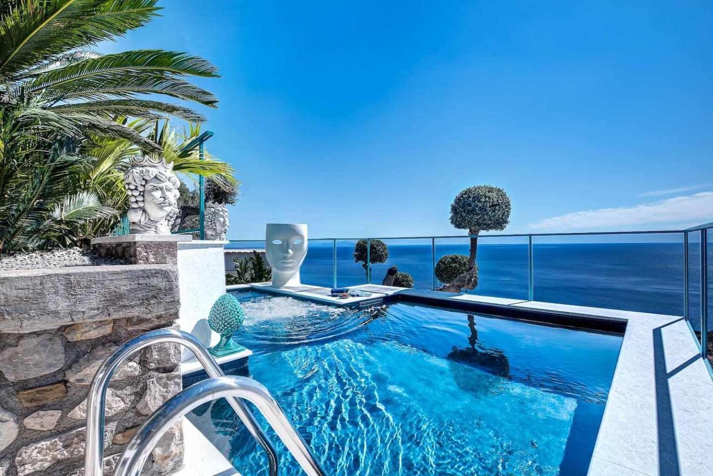 Villa Islamorada Pool And Sea View 马萨鲁布朗斯 外观 照片