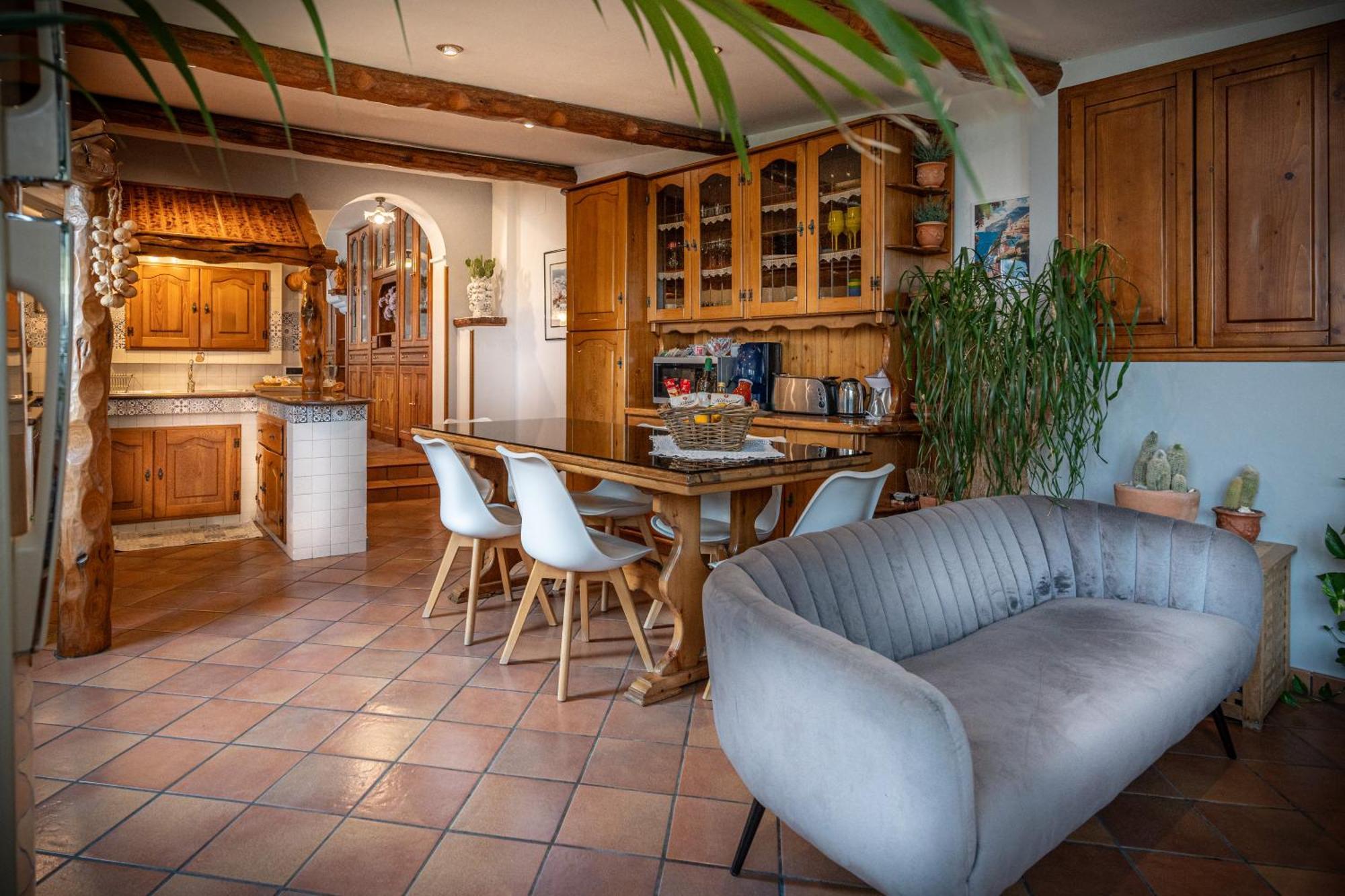 Villa Islamorada Pool And Sea View 马萨鲁布朗斯 外观 照片